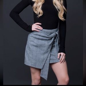 ARITZIA Wilfred Wrap Tie Skirt